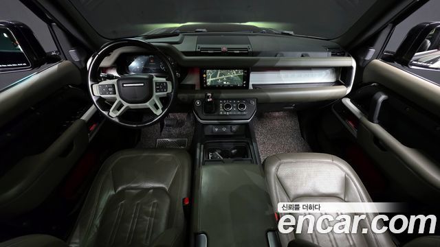 Land Rover Defender — interior