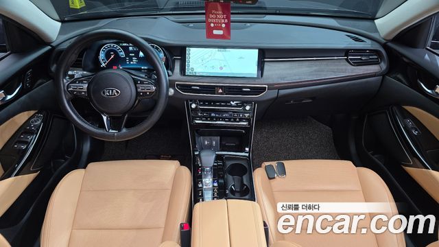 Kia K7 — interior