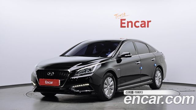 Hyundai Sonata — exterior