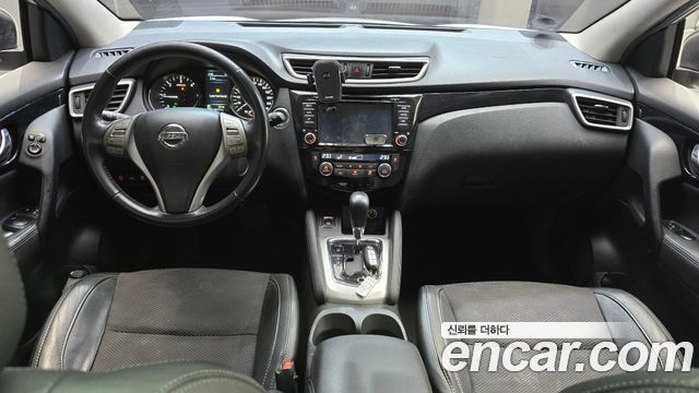 Nissan Qashqai — interior