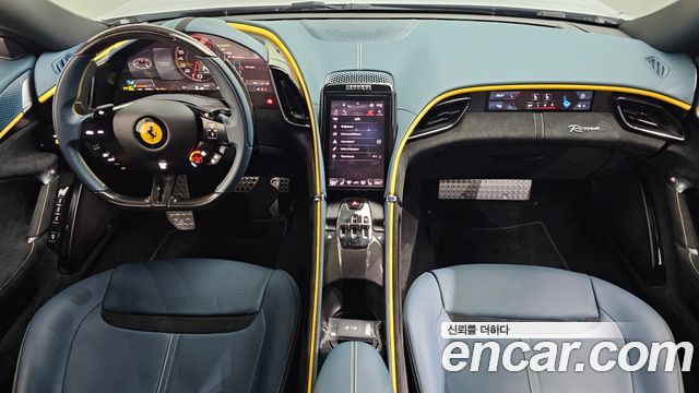 Ferrari Roma — interior