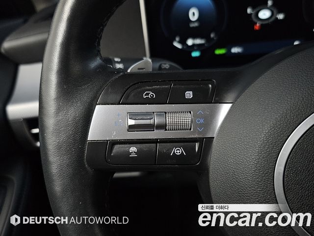 Hyundai Sonata — interior