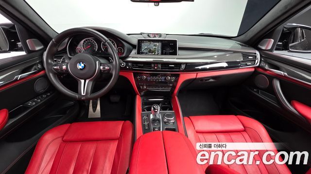 BMW X6 M — interior