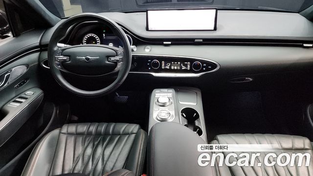 Genesis GV70 — interior
