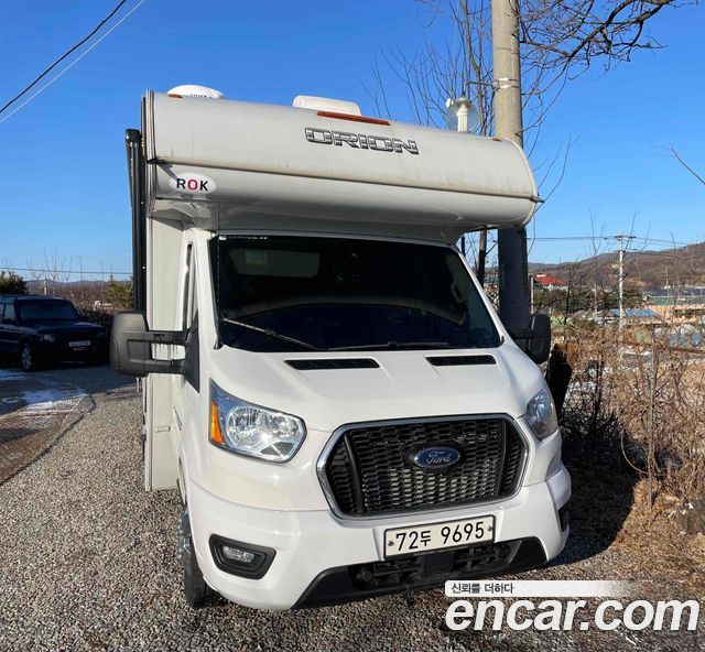 Ford Transit — exterior