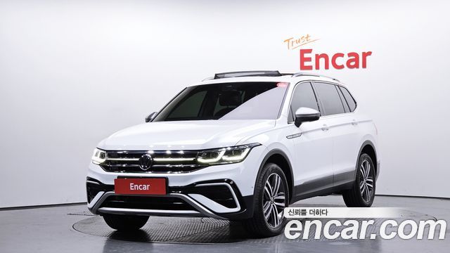 Volkswagen Tiguan — exterior