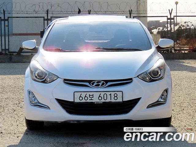 Hyundai Avante — exterior