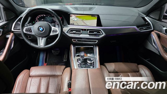 BMW X6 — interior