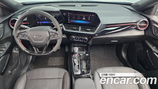 Chevrolet Korea Trax — interior