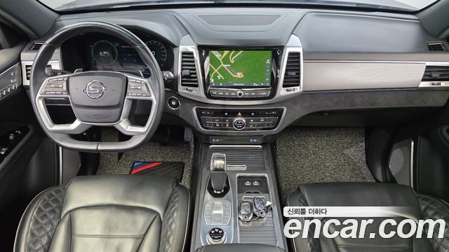 KG Mobility Rexton — interior