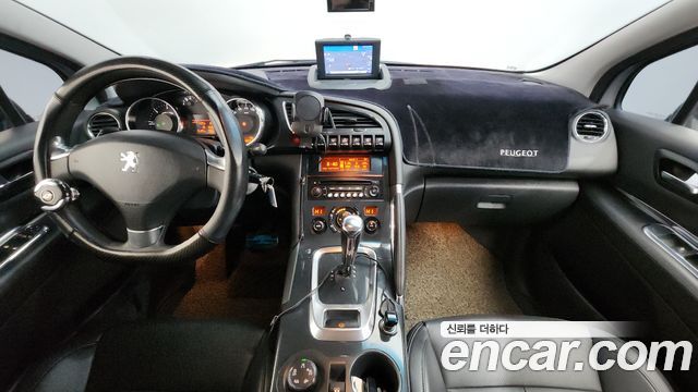 Peugeot 3008 — interior