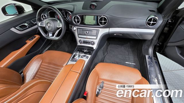 Mercedes-Benz SL-Class — interior