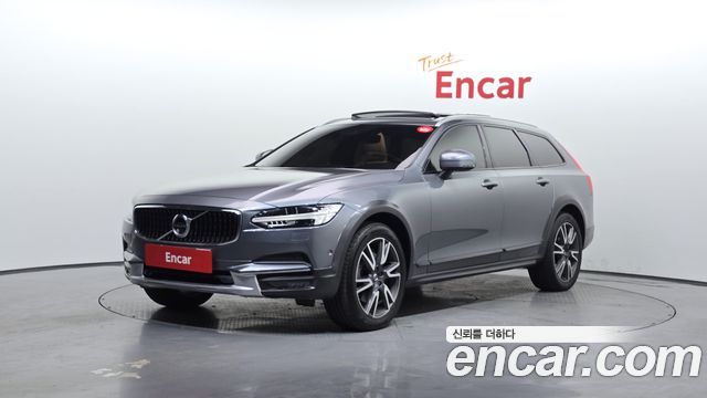 Volvo V90