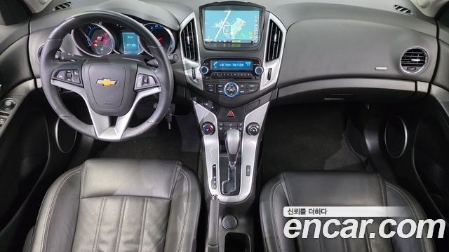 Chevrolet Korea Cruze — interior
