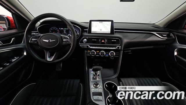 Genesis G70 — interior