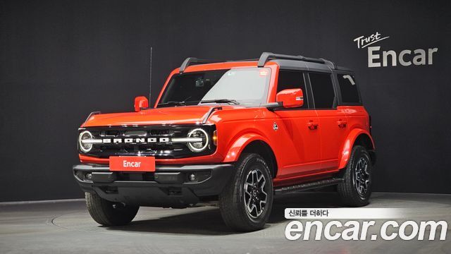 Ford Bronco — exterior