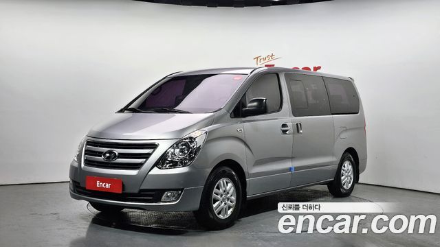 Hyundai Starex — exterior