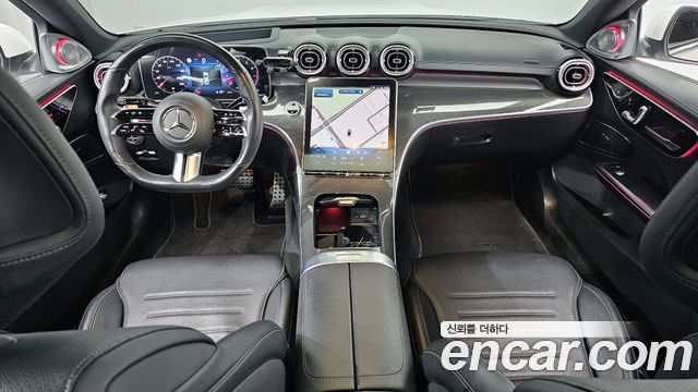 Mercedes-Benz C-Class — interior