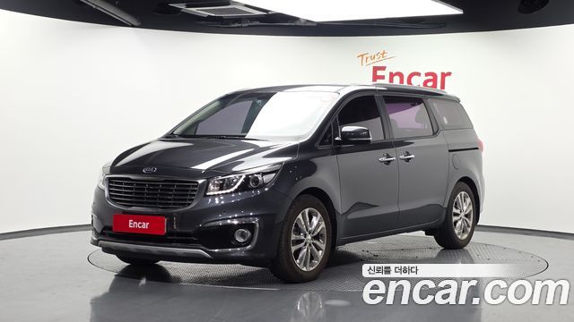 Kia Carnival — exterior