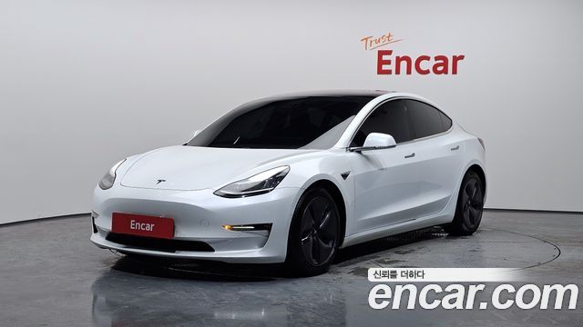 Tesla Model 3 — exterior