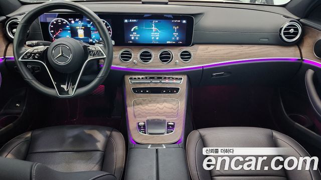 Mercedes-Benz E-Class — interior
