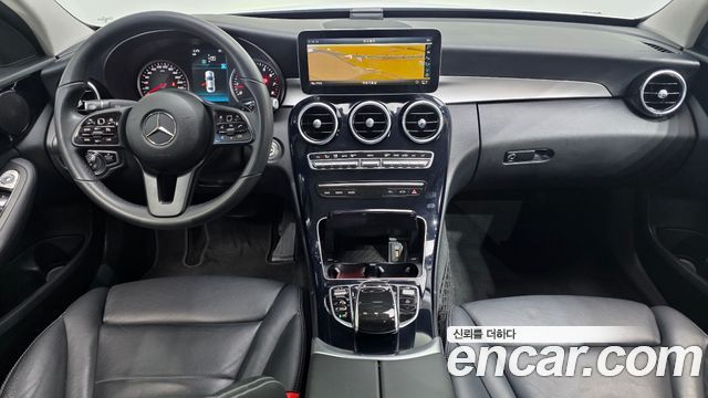 Mercedes-Benz C-Class — interior