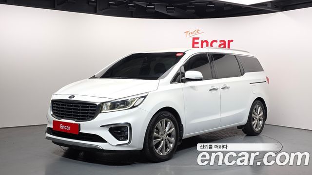 Kia Carnival — exterior