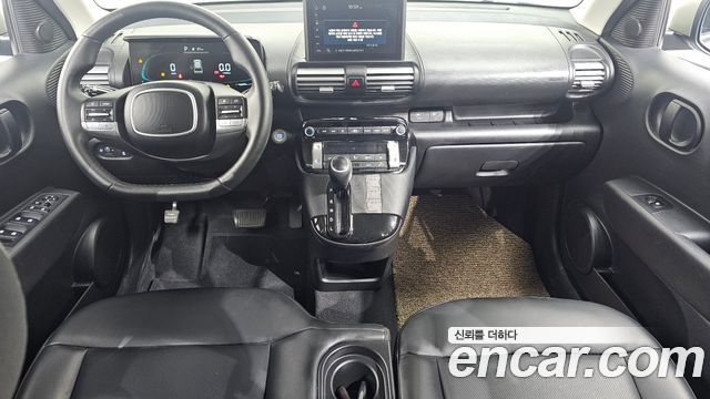 Hyundai Casper — interior