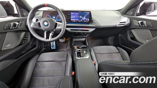BMW 1 Series — interior