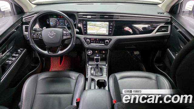 KG Mobility Korando — interior