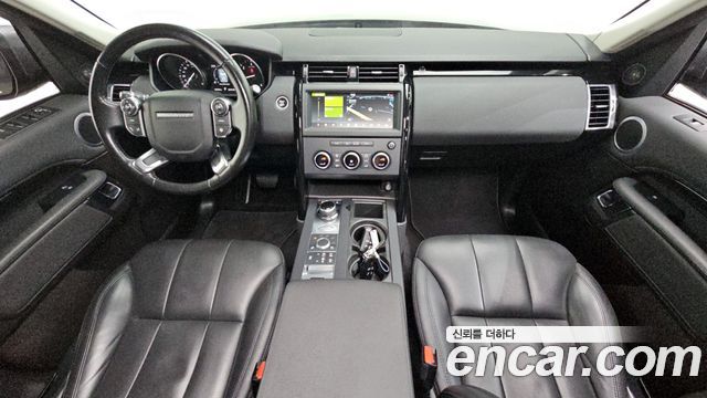 Land Rover Discovery — interior