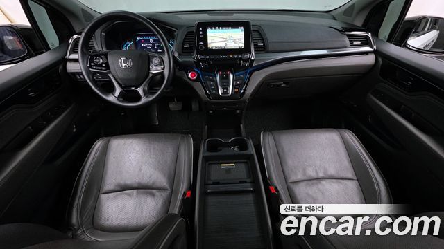 Honda Odyssey — interior