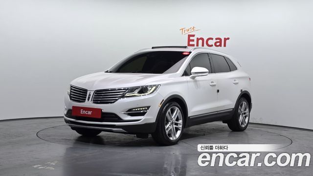 Lincoln MKC — exterior