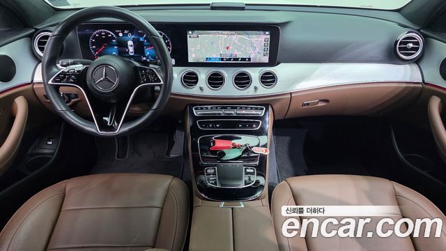 Mercedes-Benz E-Class — interior