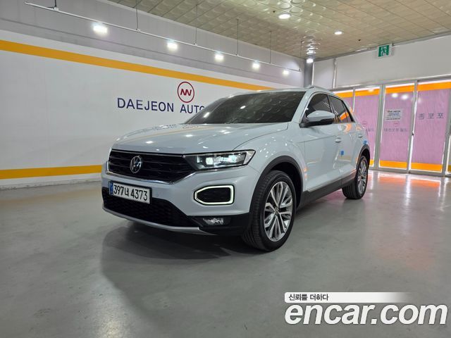 Volkswagen T-Roc — exterior