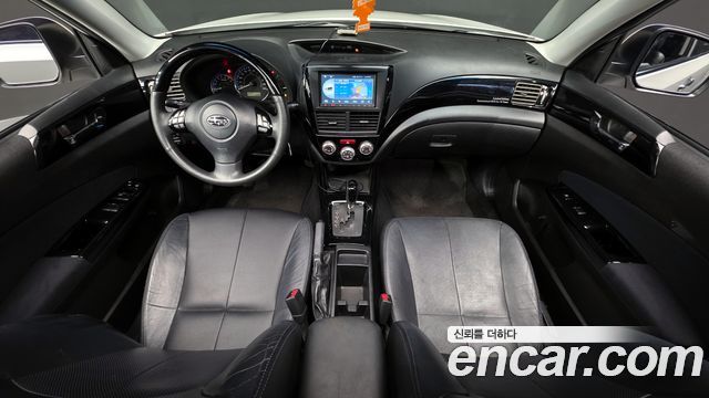 Subaru Forester — interior