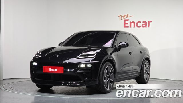 Porsche Macan — exterior