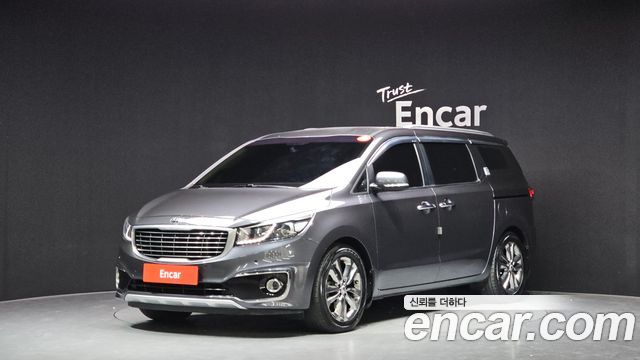 Kia Carnival — exterior