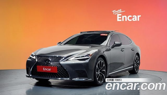 Lexus LS — exterior