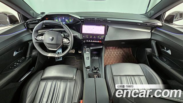 Peugeot 408 — interior