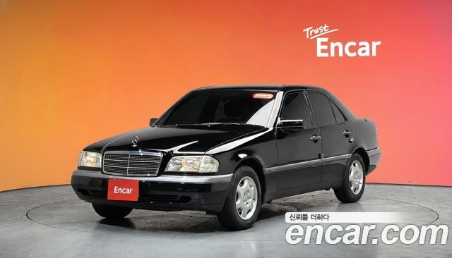 Mercedes-Benz C-Class — exterior