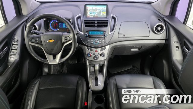 Chevrolet Korea Trax — interior