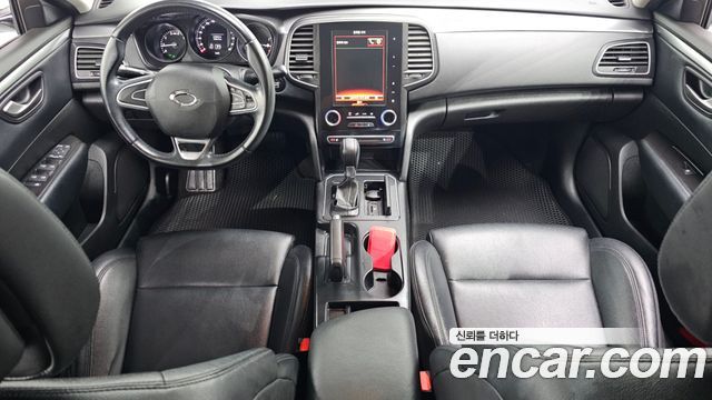Renault Korea SM6 — interior