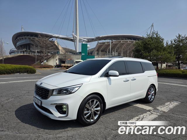 Kia Carnival — exterior