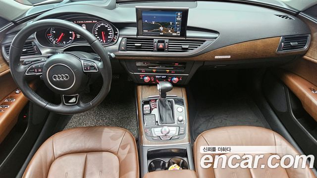 Audi A7 — interior