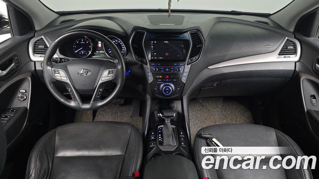 Hyundai Maxcruz — interior