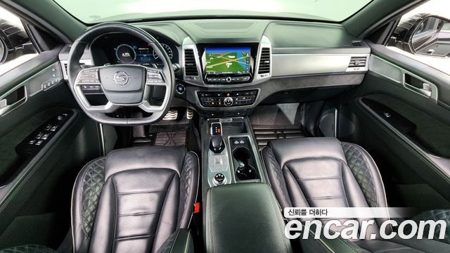 KG Mobility Rexton — interior
