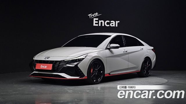 Hyundai Avante — exterior