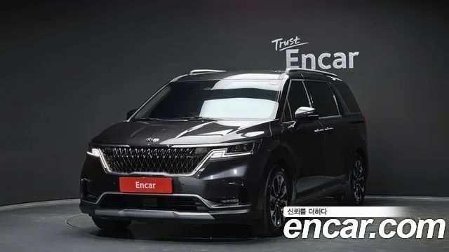 Kia Carnival — exterior