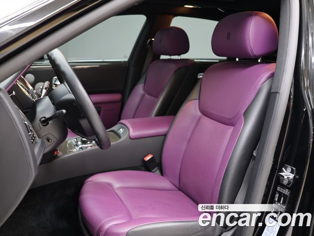 Rolls-Royce Ghost — interior